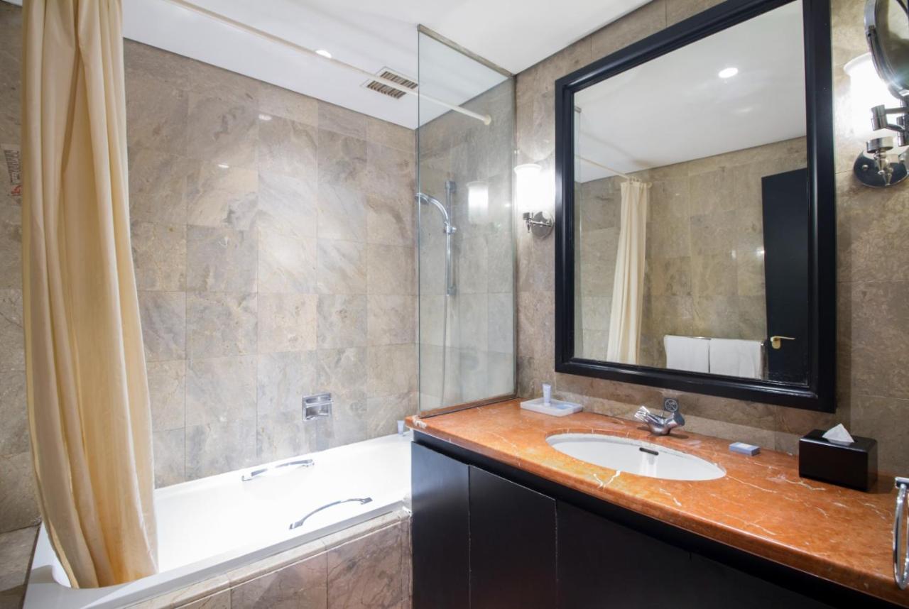 Oakwood Suites Kuningan Jakarta Eksteriør billede